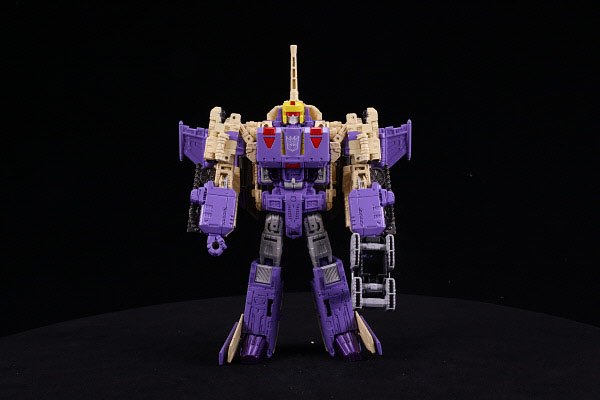 January Legends Series Official Photos   LG58 Clone Bots, LG59 Blitzwing, LG60 Overlord 060 (60 of 121)